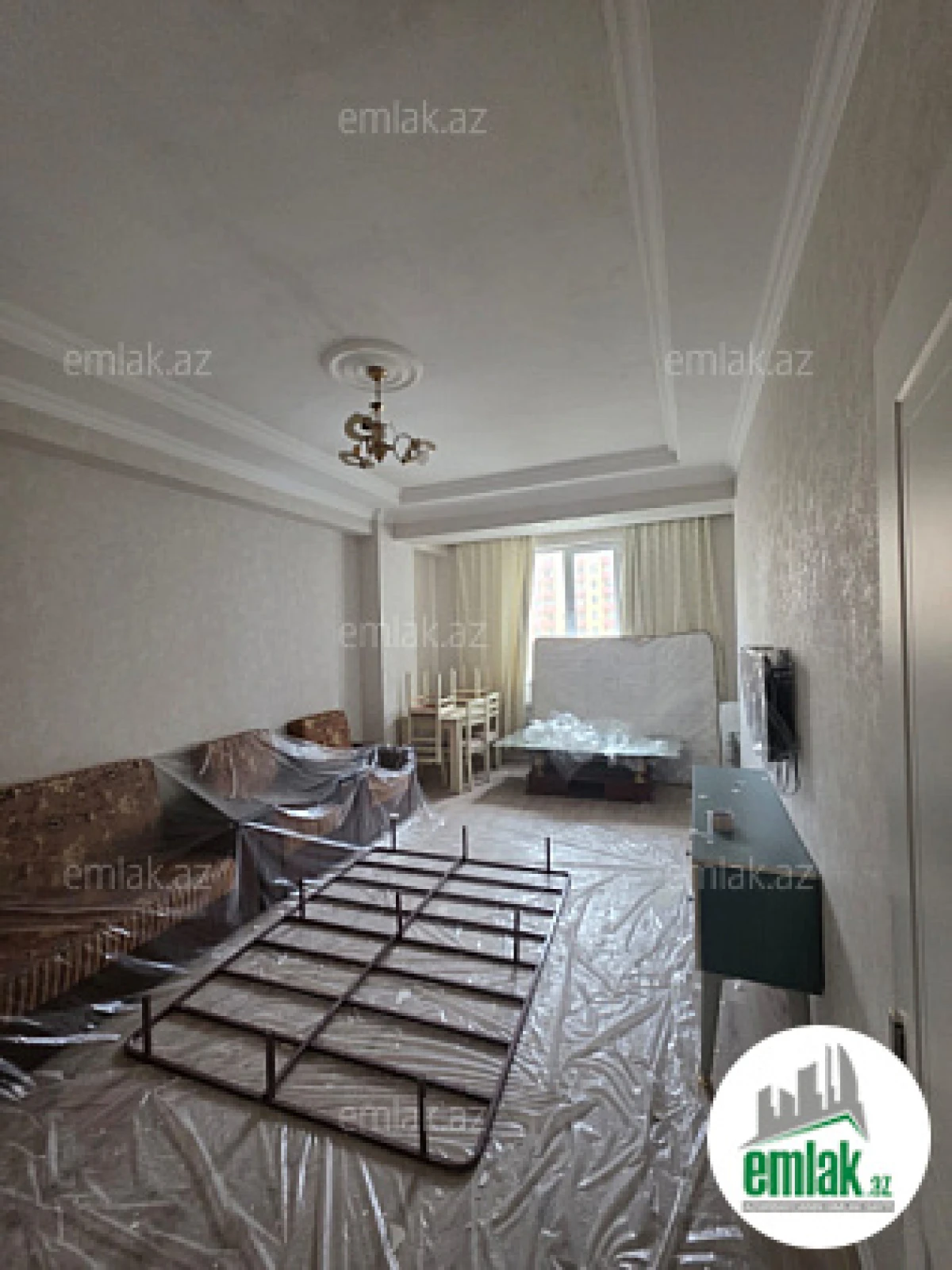 Satılır 2 otaqlı yeni tikili 72 m²