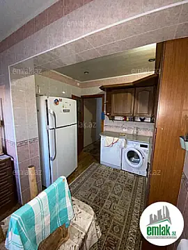 Satılır 4 otaqlı köhnə tikili 100 m²