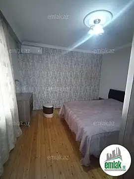 Satılır 5 otaqlı həyət evi 200 m²