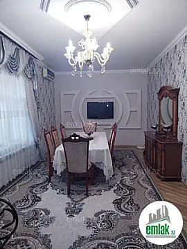 Satılır 5 otaqlı həyət evi 200 m²