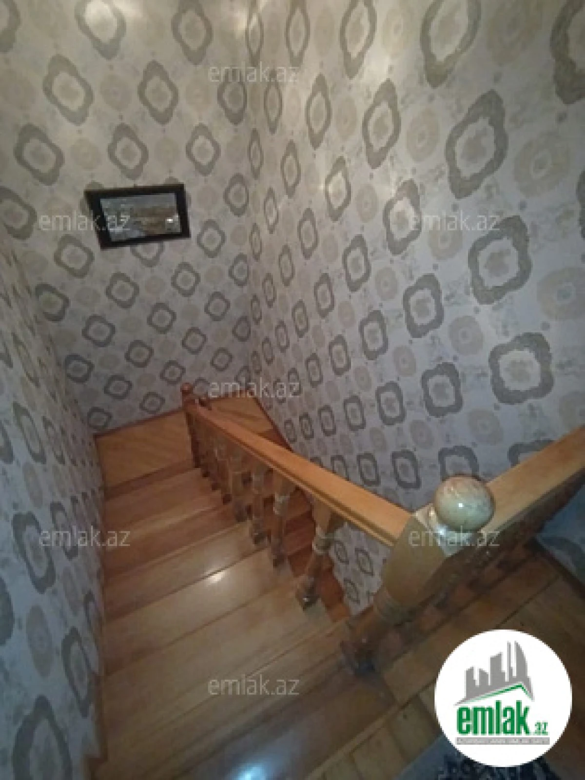 Satılır 5 otaqlı həyət evi 200 m²