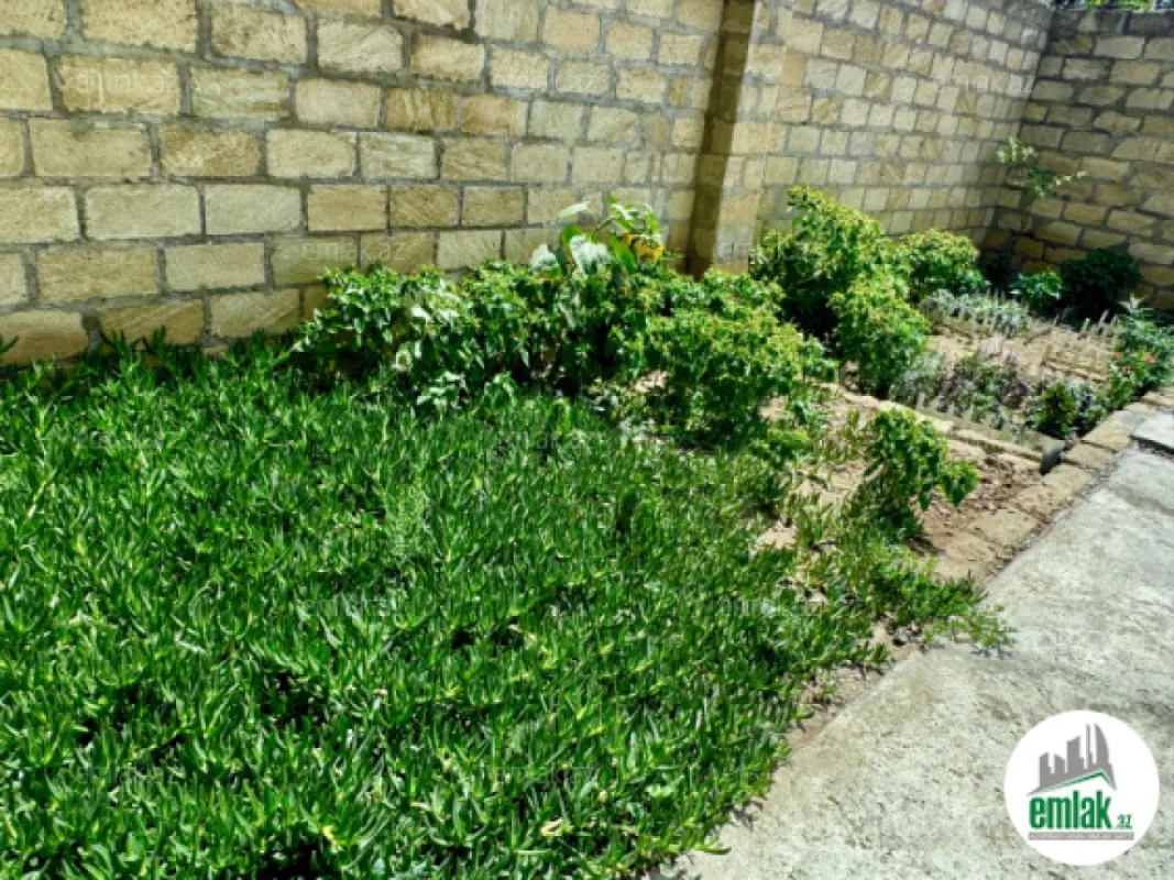 Satılır 5 otaqlı həyət evi 200 m²