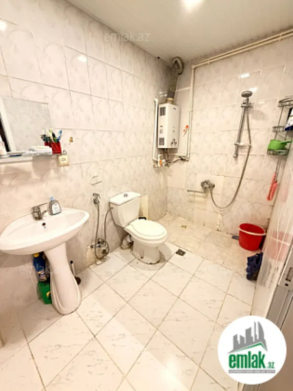 Satılır 2 otaqlı köhnə tikili 50 m²