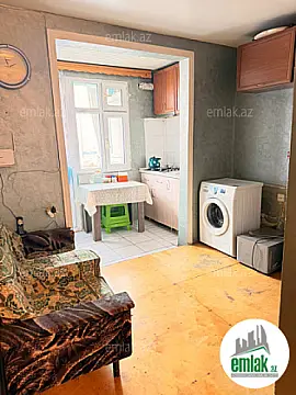 Satılır 2 otaqlı köhnə tikili 50 m²