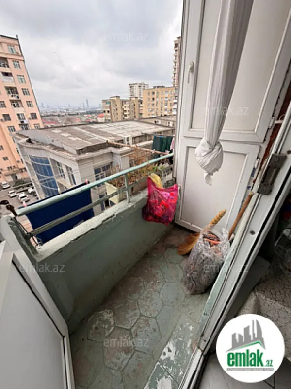 Satılır 2 otaqlı köhnə tikili 50 m²