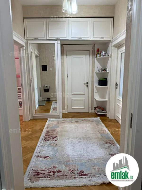 Satılır 2 otaqlı yeni tikili 97 m²