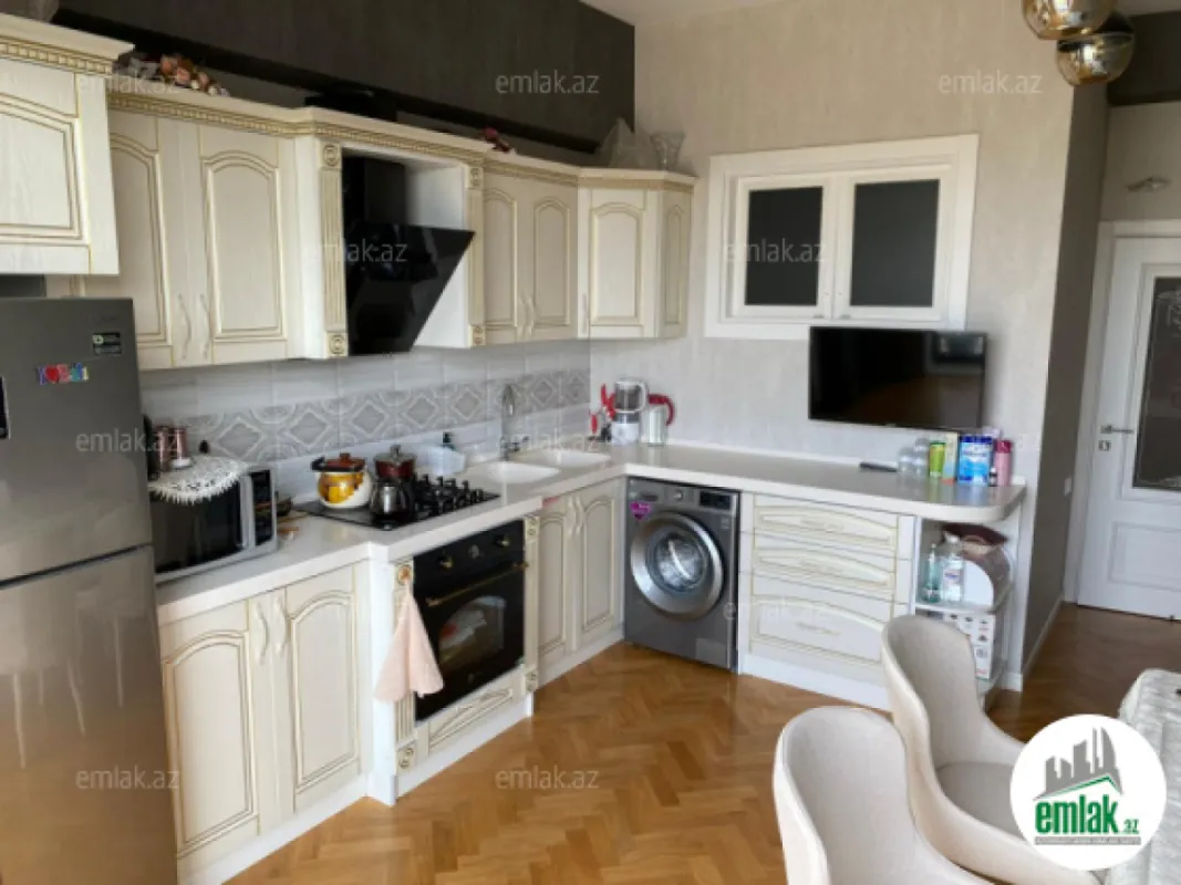 Satılır 2 otaqlı yeni tikili 97 m²