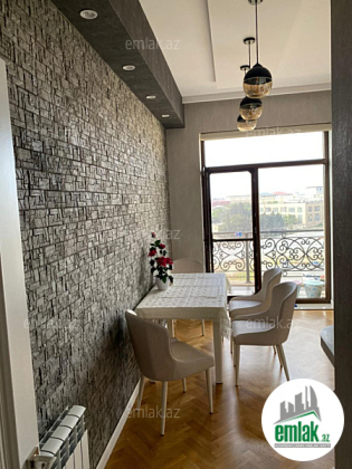 Satılır 2 otaqlı yeni tikili 97 m²