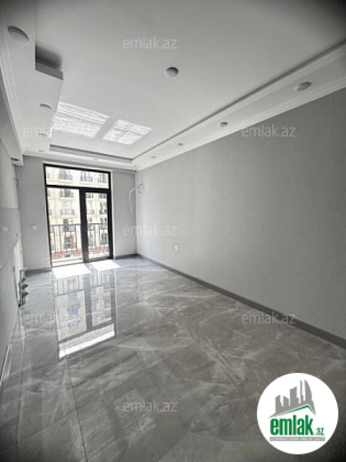 Satılır 2 otaqlı yeni tikili 66 m²