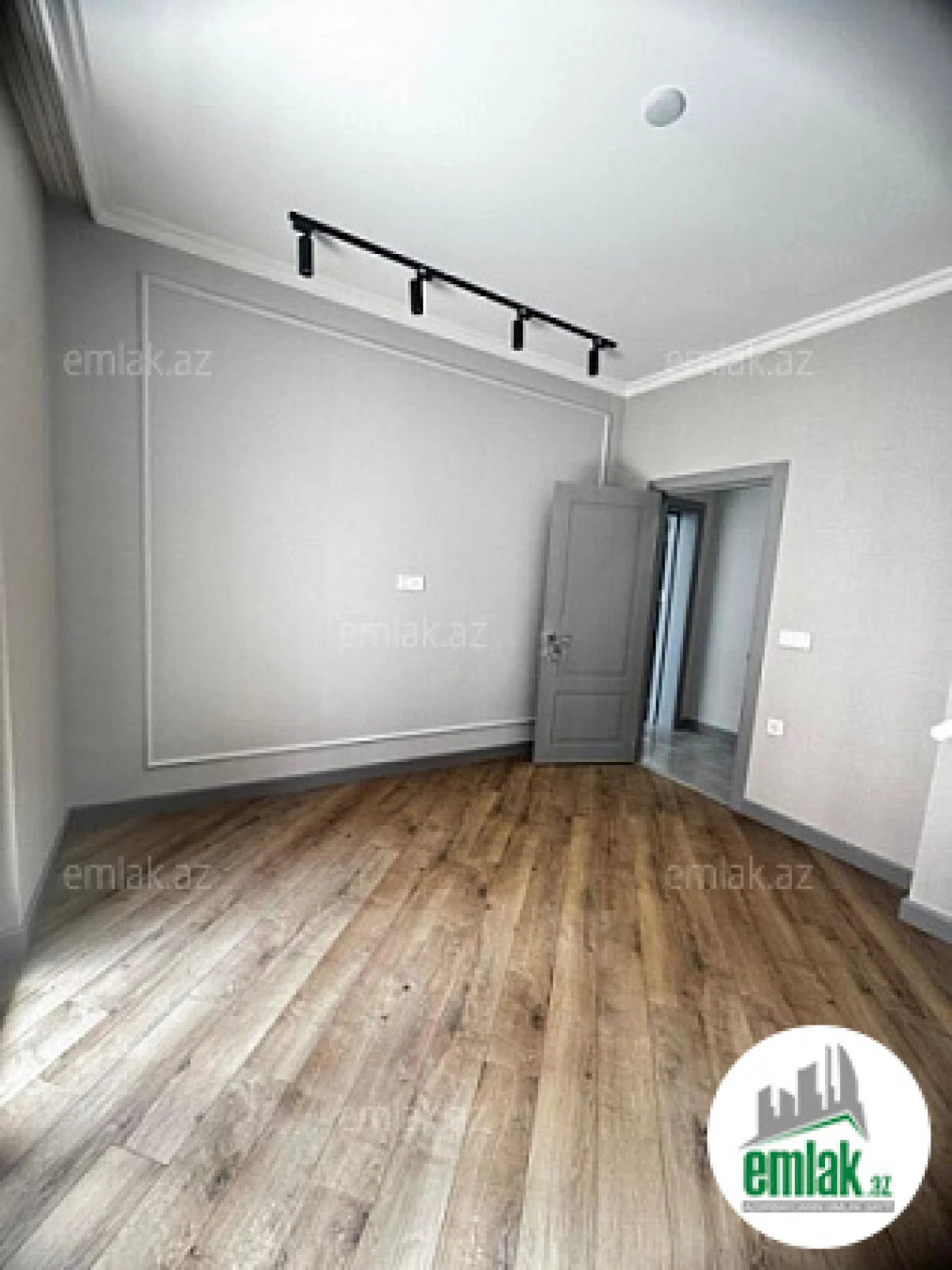 Satılır 2 otaqlı yeni tikili 66 m²