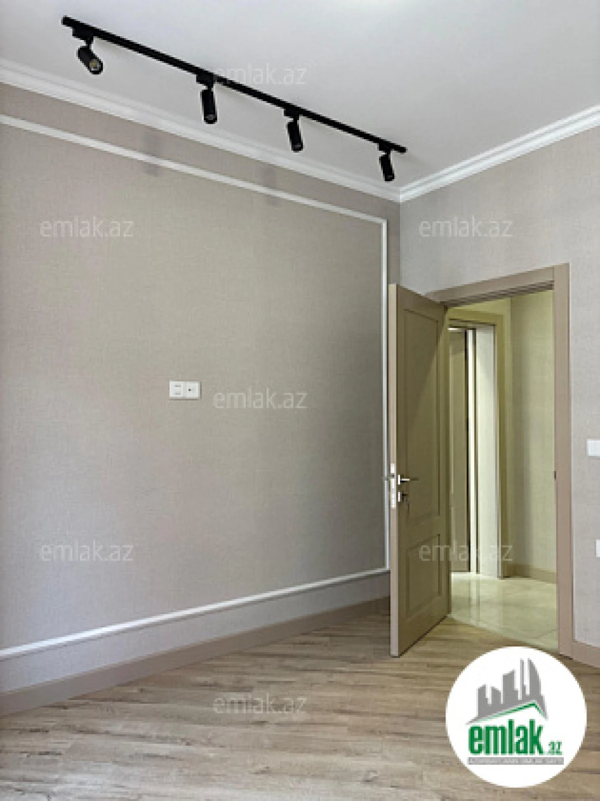 Satılır 2 otaqlı yeni tikili 66 m²