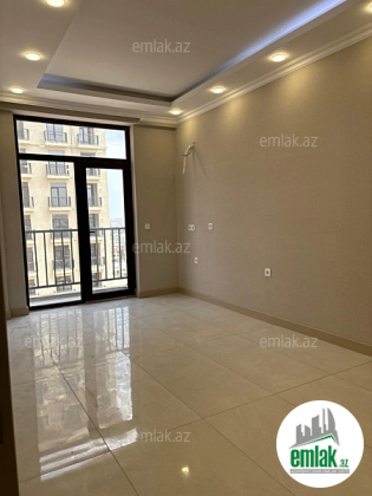 Satılır 2 otaqlı yeni tikili 66 m²
