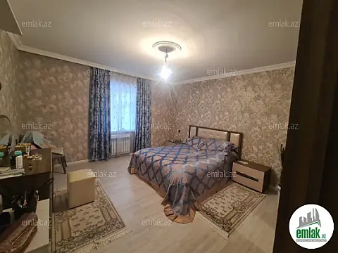 Satılır 4 otaqlı həyət evi 130 m²