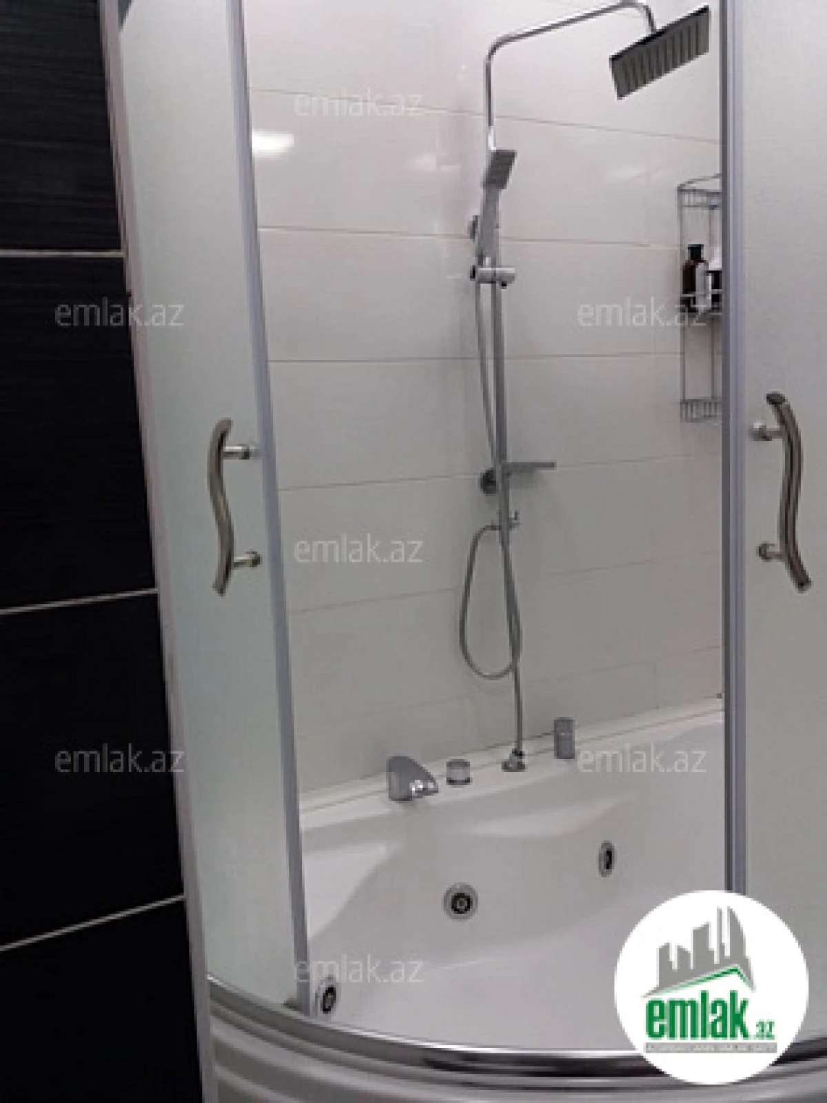 Satılır 3 otaqlı yeni tikili 125 m²