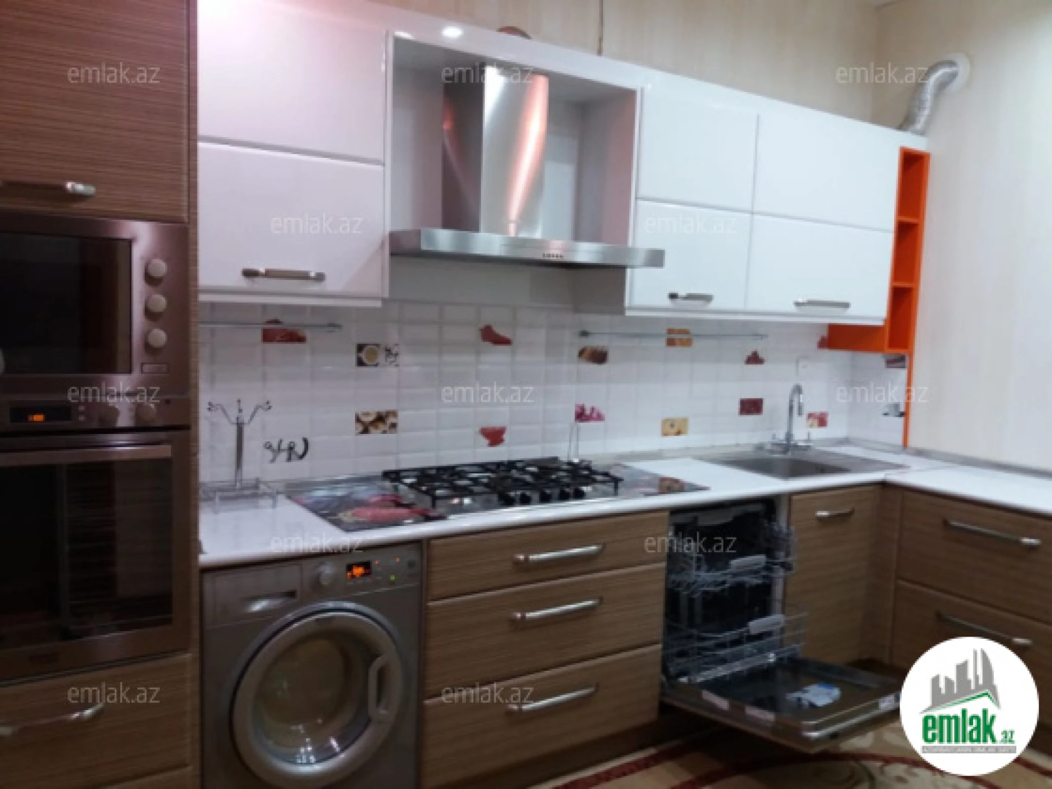 Satılır 3 otaqlı yeni tikili 125 m²