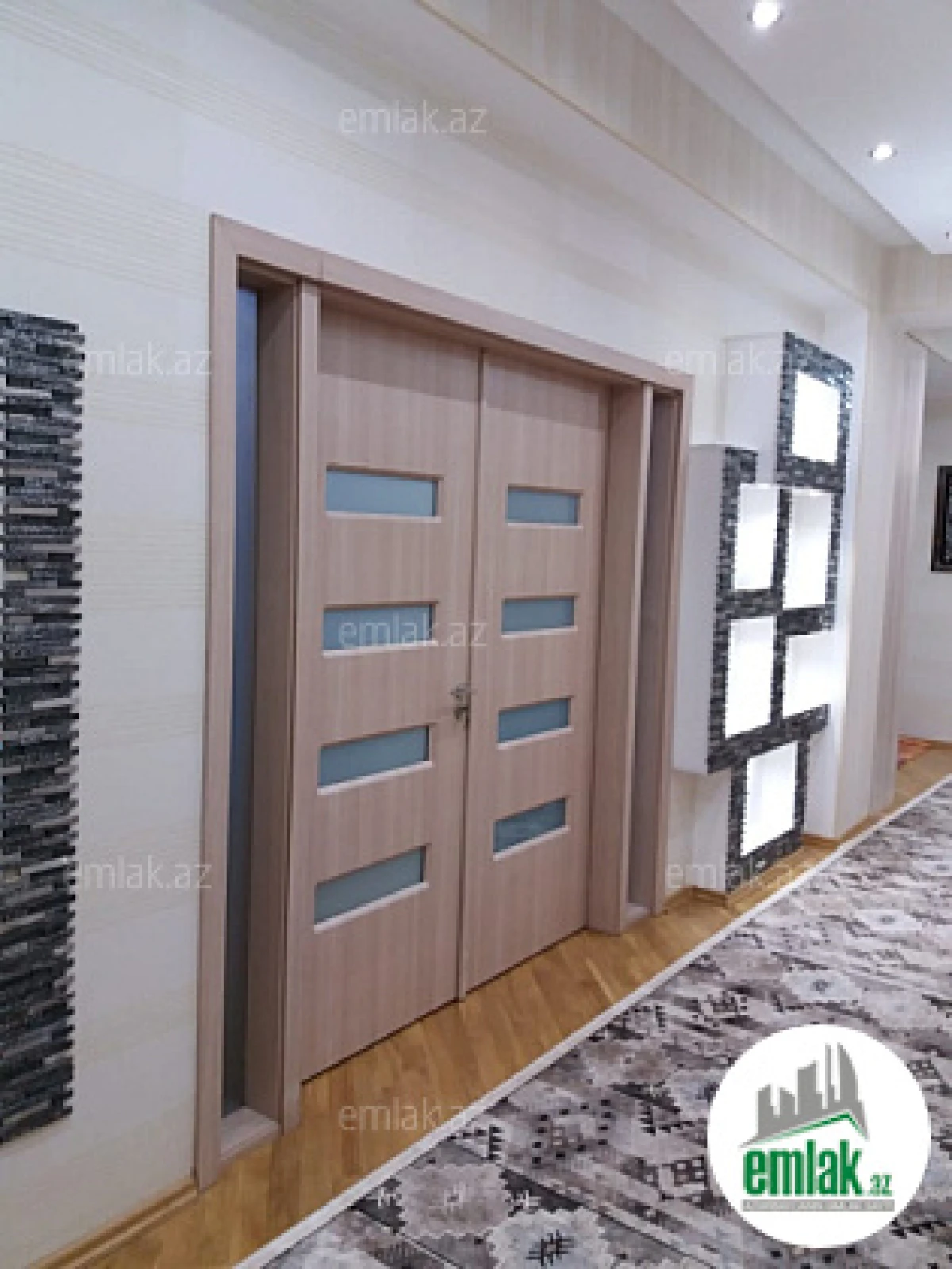 Satılır 3 otaqlı yeni tikili 125 m²