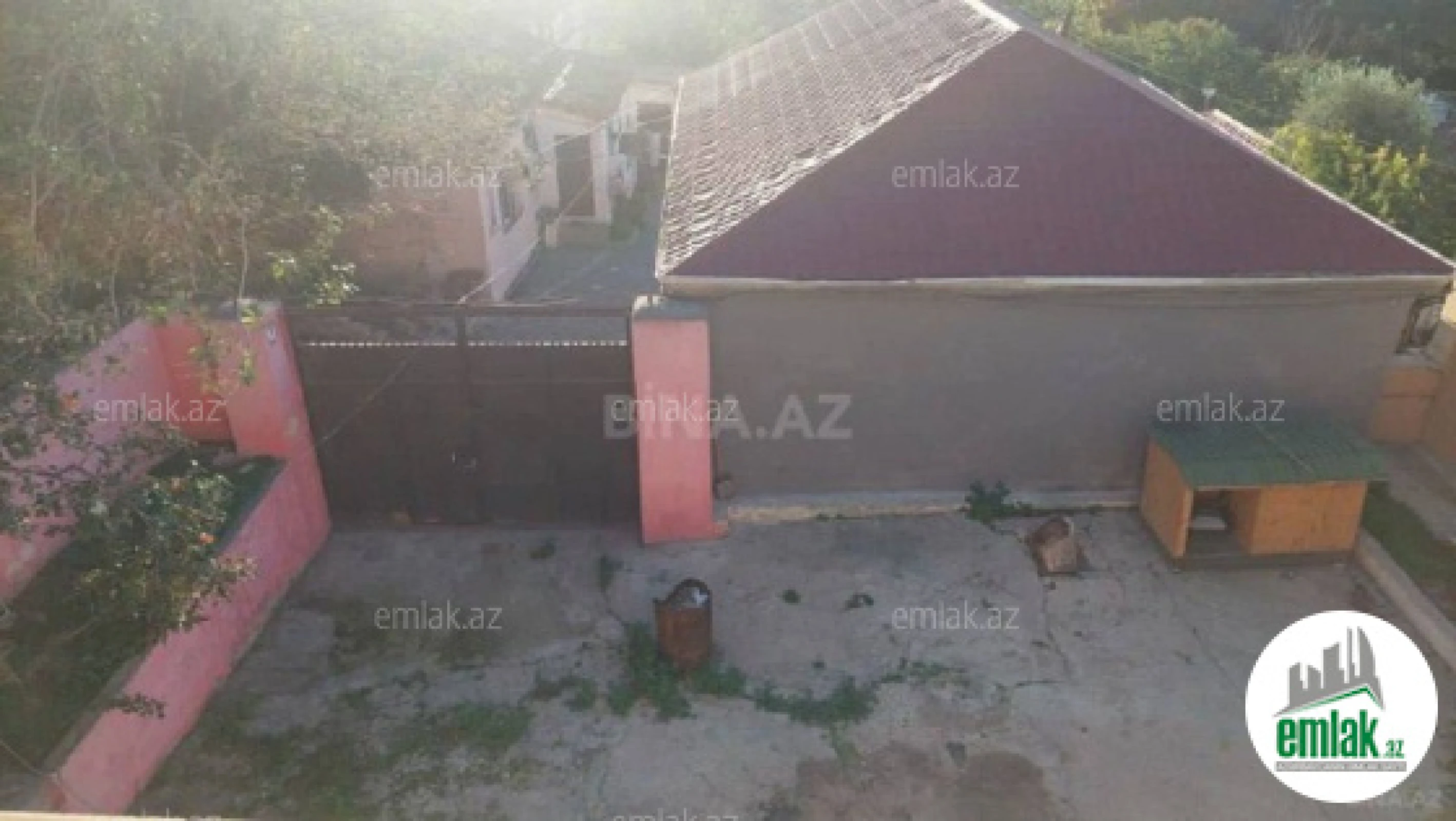 Satılır 8 otaqlı həyət evi 400 m²