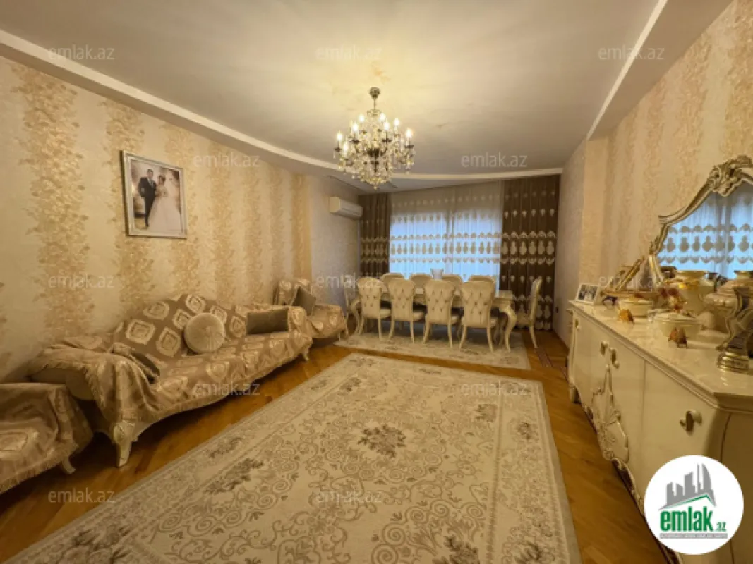 Satılır 4 otaqlı yeni tikili 225 m²