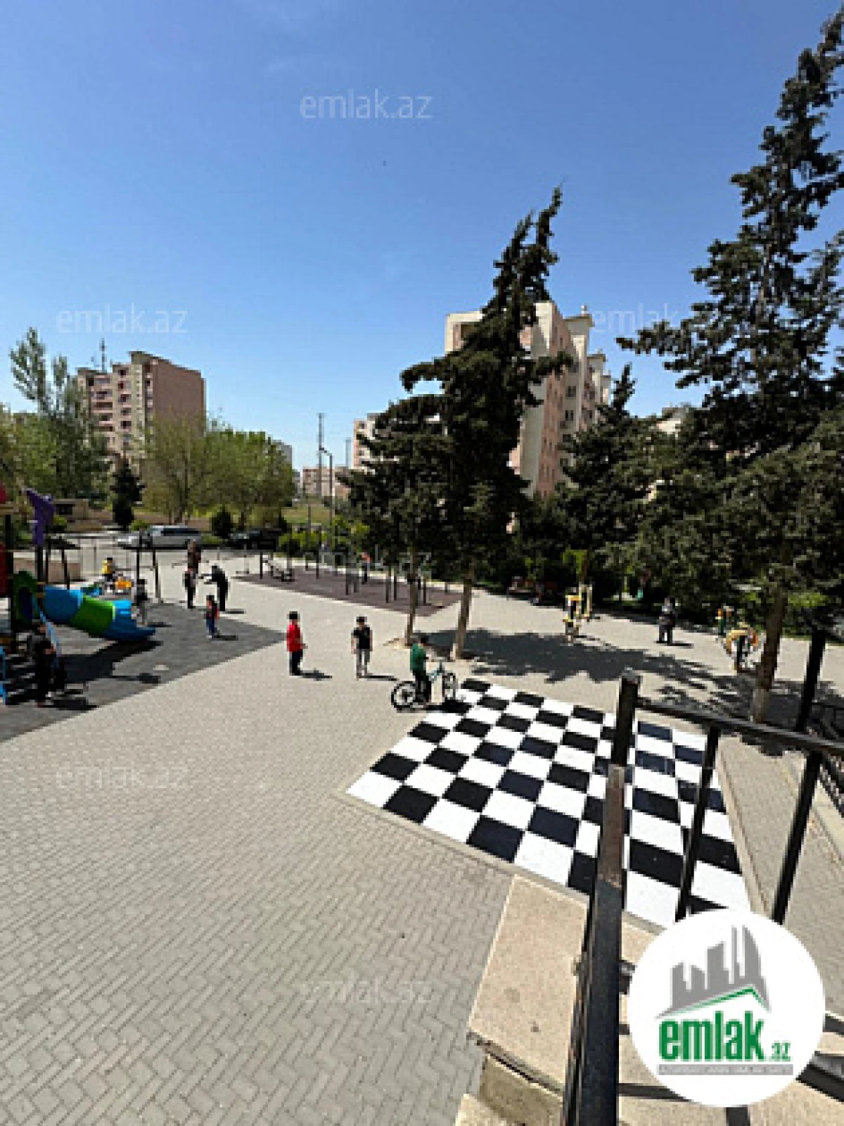 Satılır 1 otaqlı köhnə tikili 50 m²