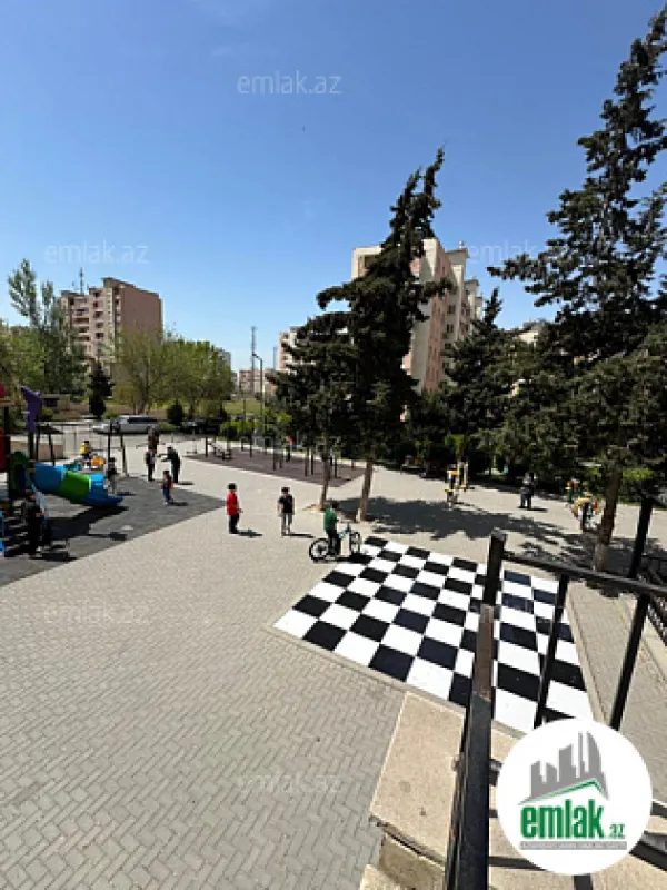 Satılır 1 otaqlı köhnə tikili 50 m²