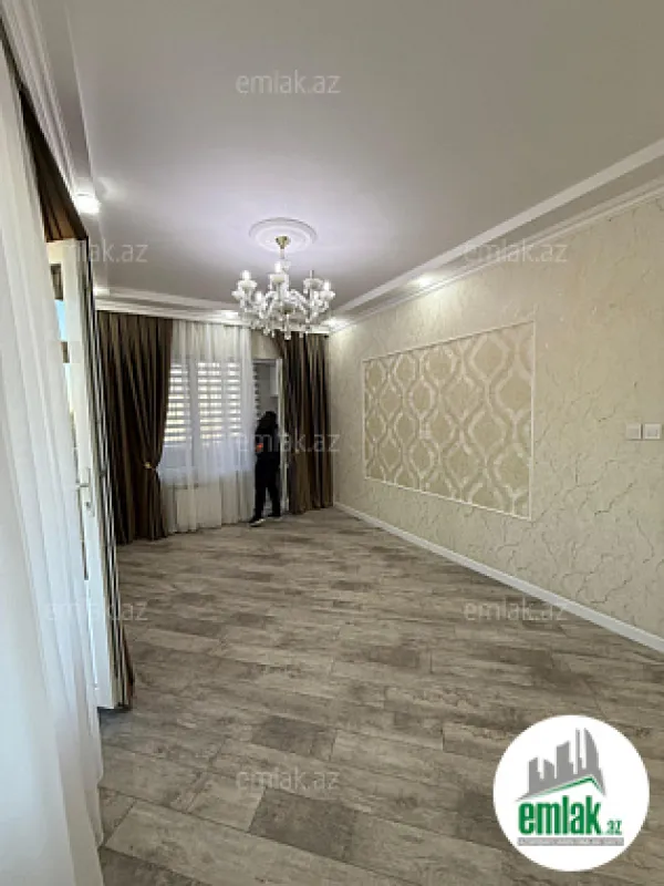 Satılır 2 otaqlı köhnə tikili 50 m²