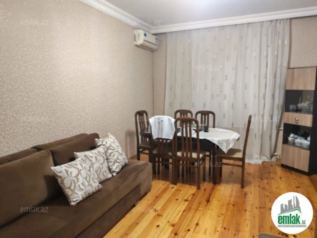 Satılır 1 otaqlı köhnə tikili 30 m²
