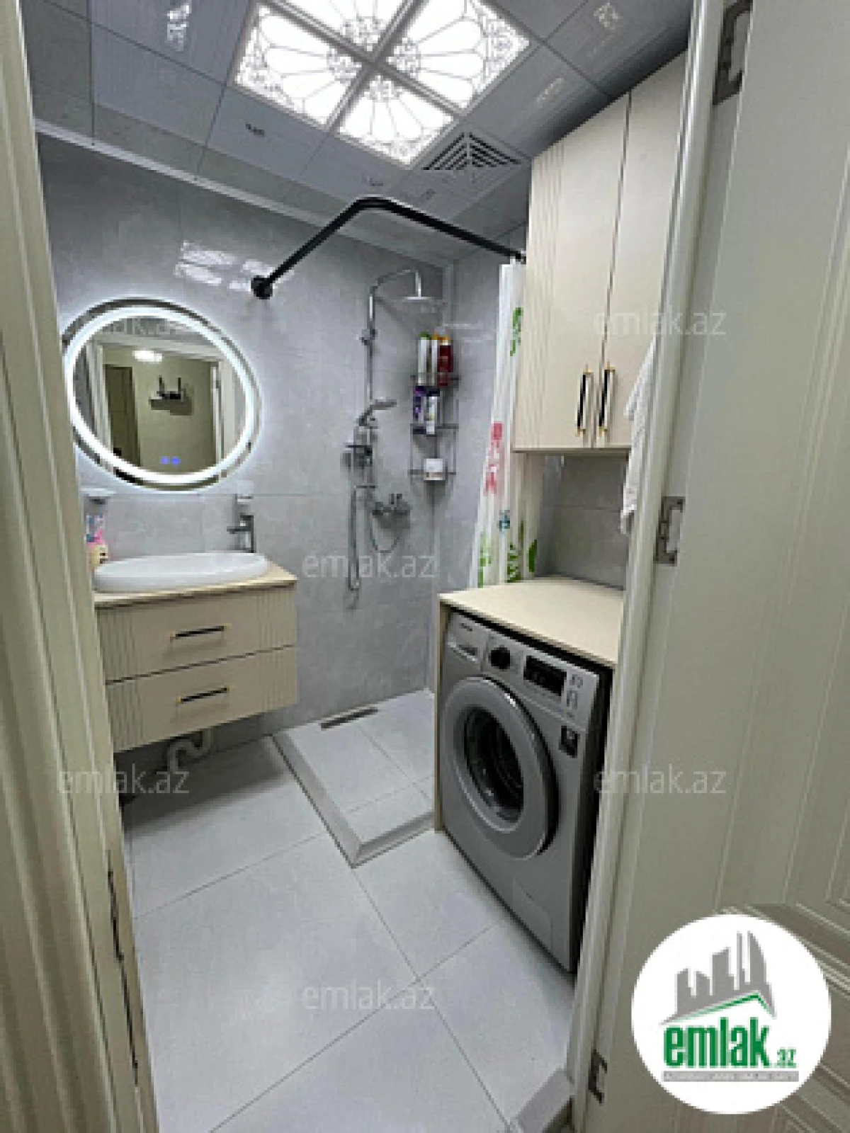 Satılır 3 otaqlı köhnə tikili 70 m²