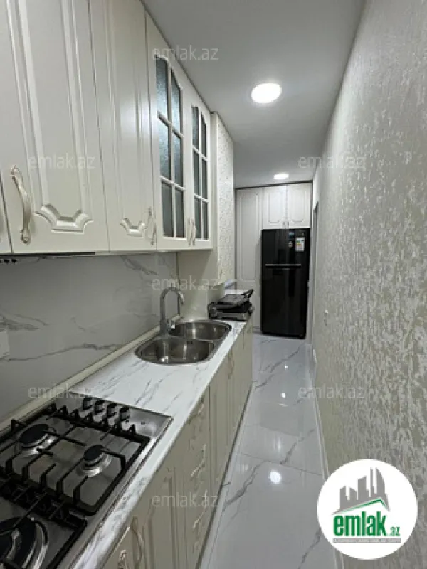 Satılır 3 otaqlı köhnə tikili 70 m²
