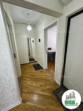 Satılır 3 otaqlı köhnə tikili 70 m²