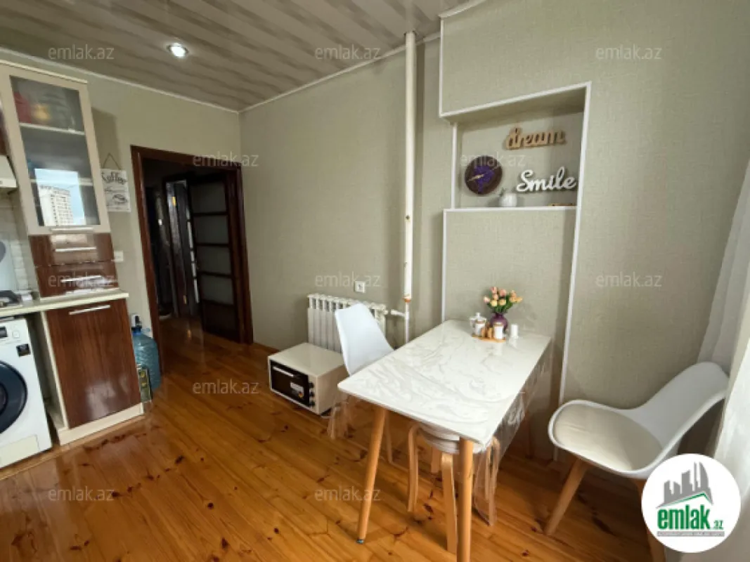 Satılır 2 otaqlı köhnə tikili 50 m²