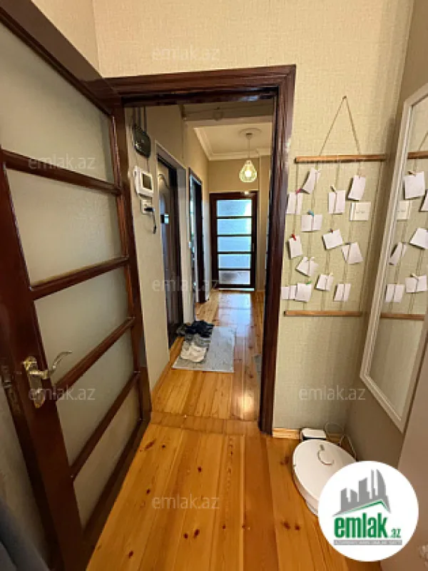 Satılır 2 otaqlı köhnə tikili 50 m²