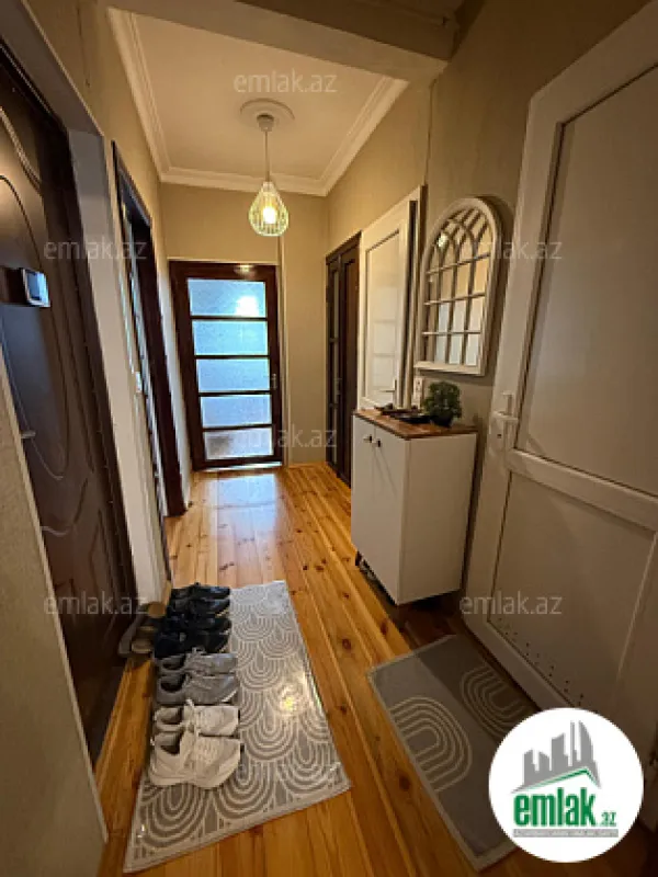 Satılır 2 otaqlı köhnə tikili 50 m²