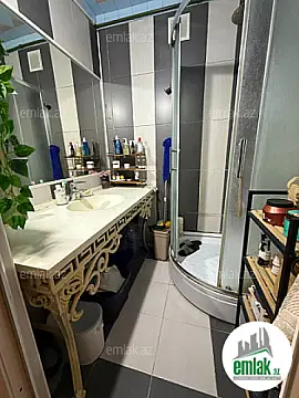 Satılır 2 otaqlı köhnə tikili 50 m²