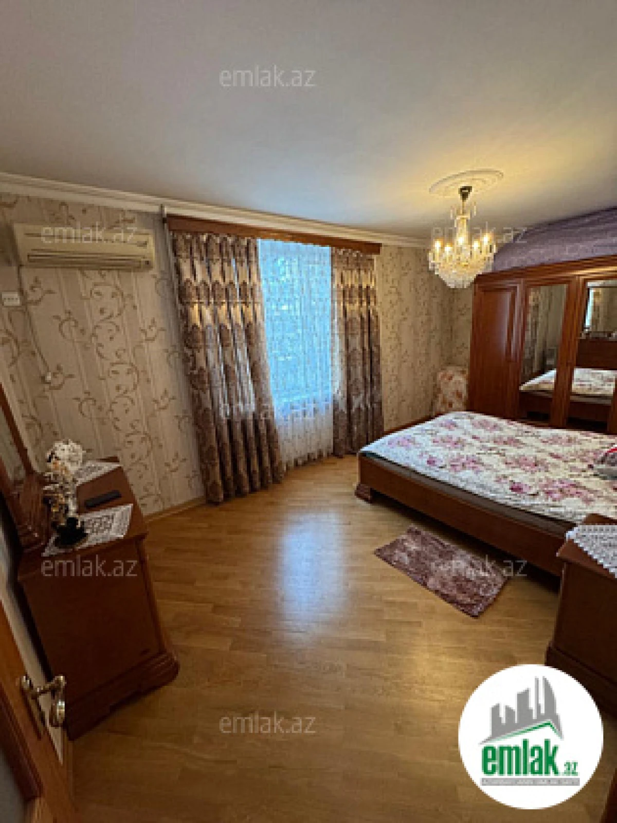 Satılır 2 otaqlı köhnə tikili 62 m²