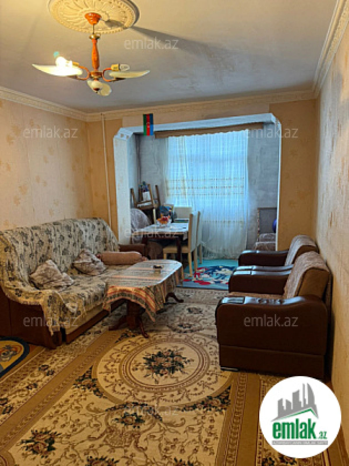 Satılır 2 otaqlı köhnə tikili 55 m²