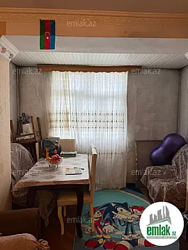 Satılır 2 otaqlı köhnə tikili 55 m²