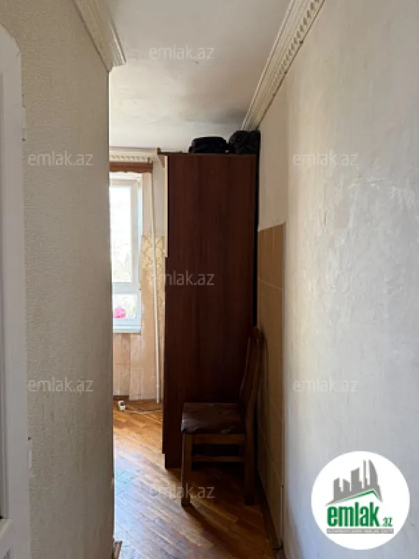 Satılır 2 otaqlı köhnə tikili 55 m²