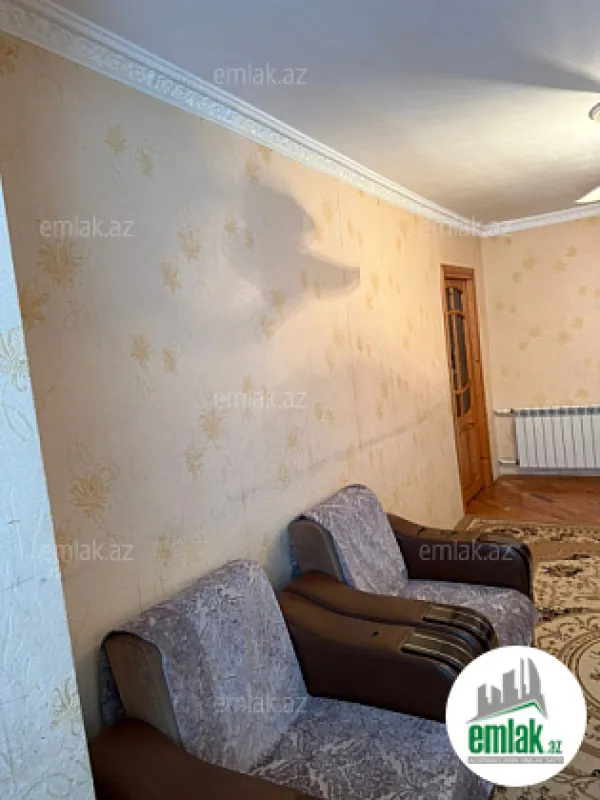 Satılır 2 otaqlı köhnə tikili 55 m²
