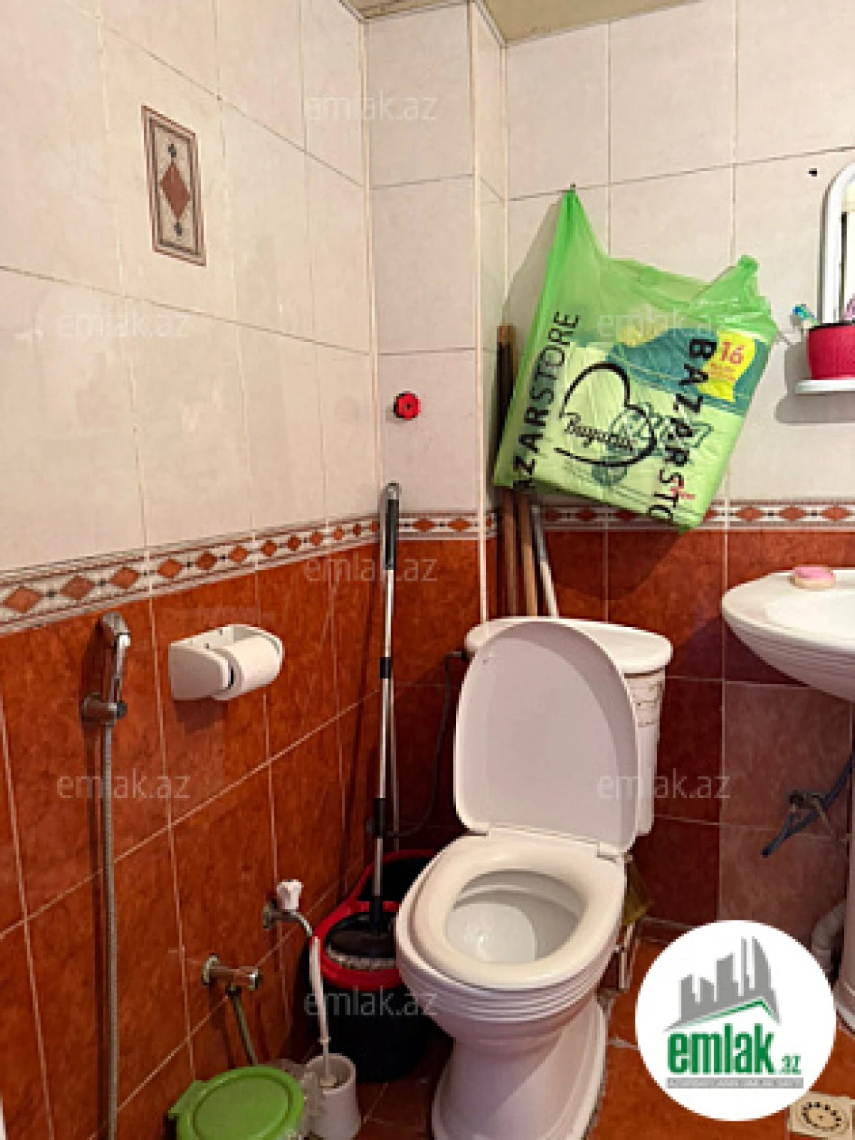 Satılır 2 otaqlı köhnə tikili 55 m²