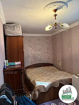 Satılır 2 otaqlı köhnə tikili 55 m²