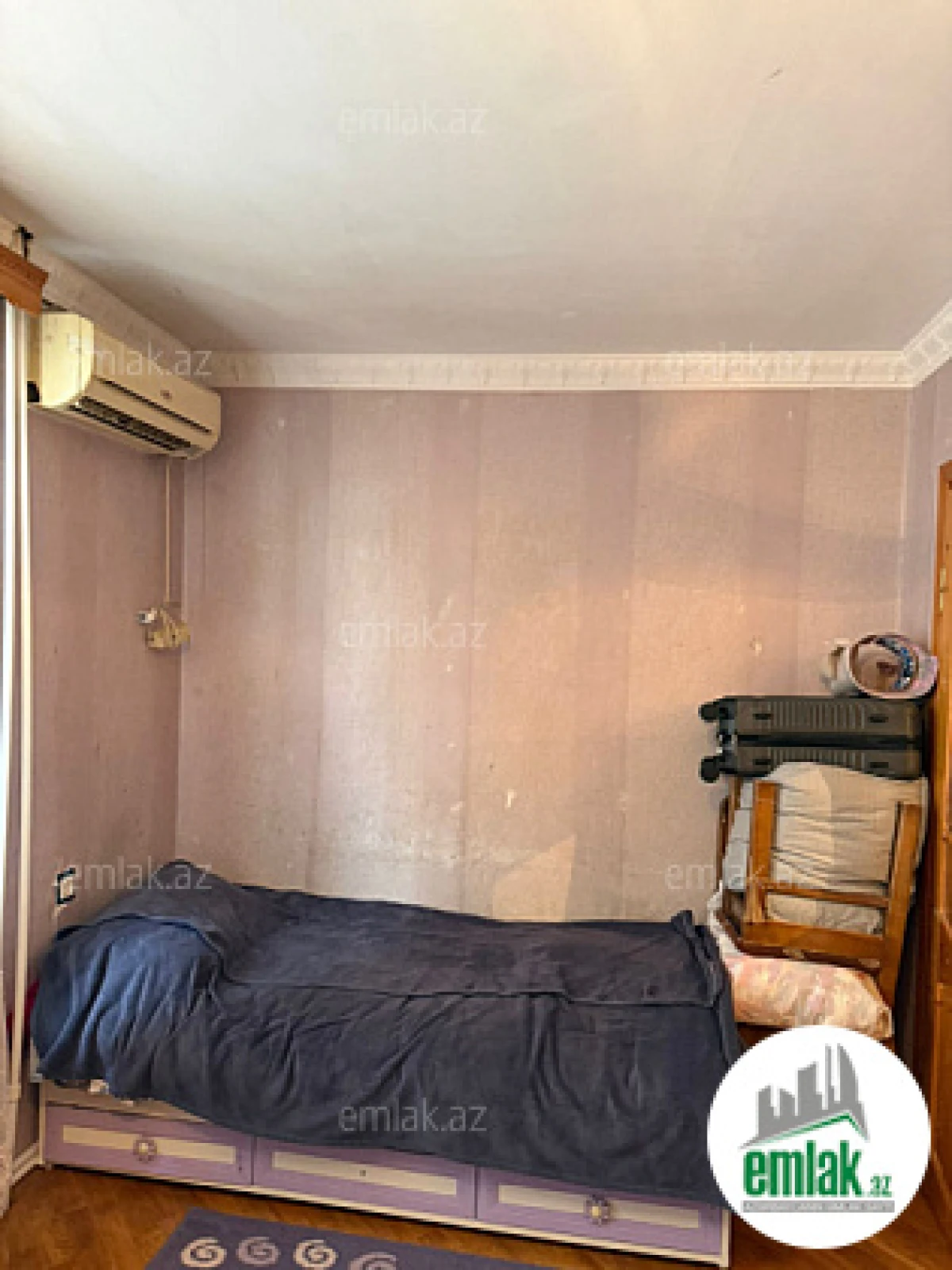 Satılır 2 otaqlı köhnə tikili 55 m²