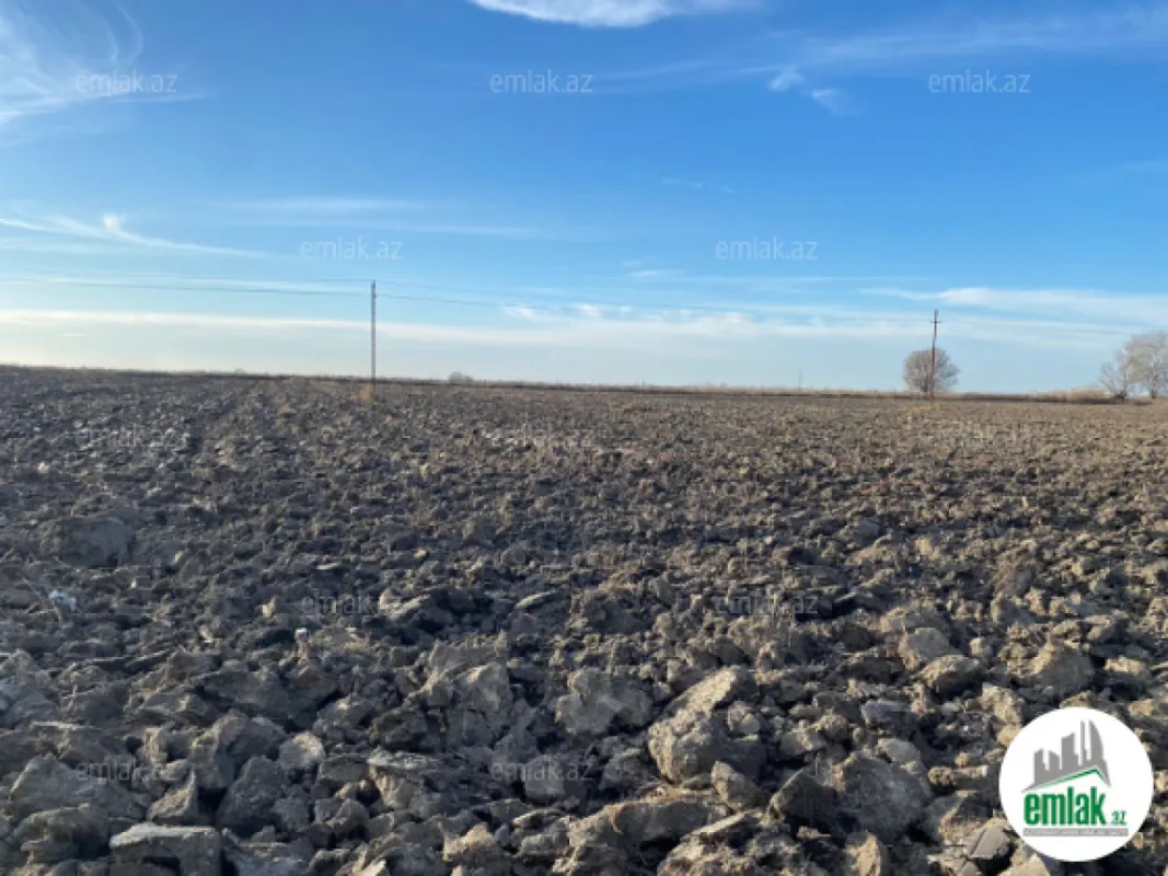 Satılır torpaq sahəsi 21500 m²