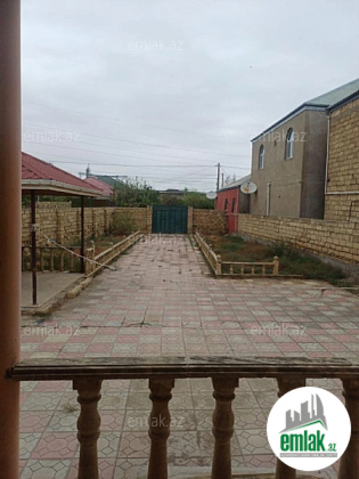 Satılır 3 otaqlı həyət evi 100 m²