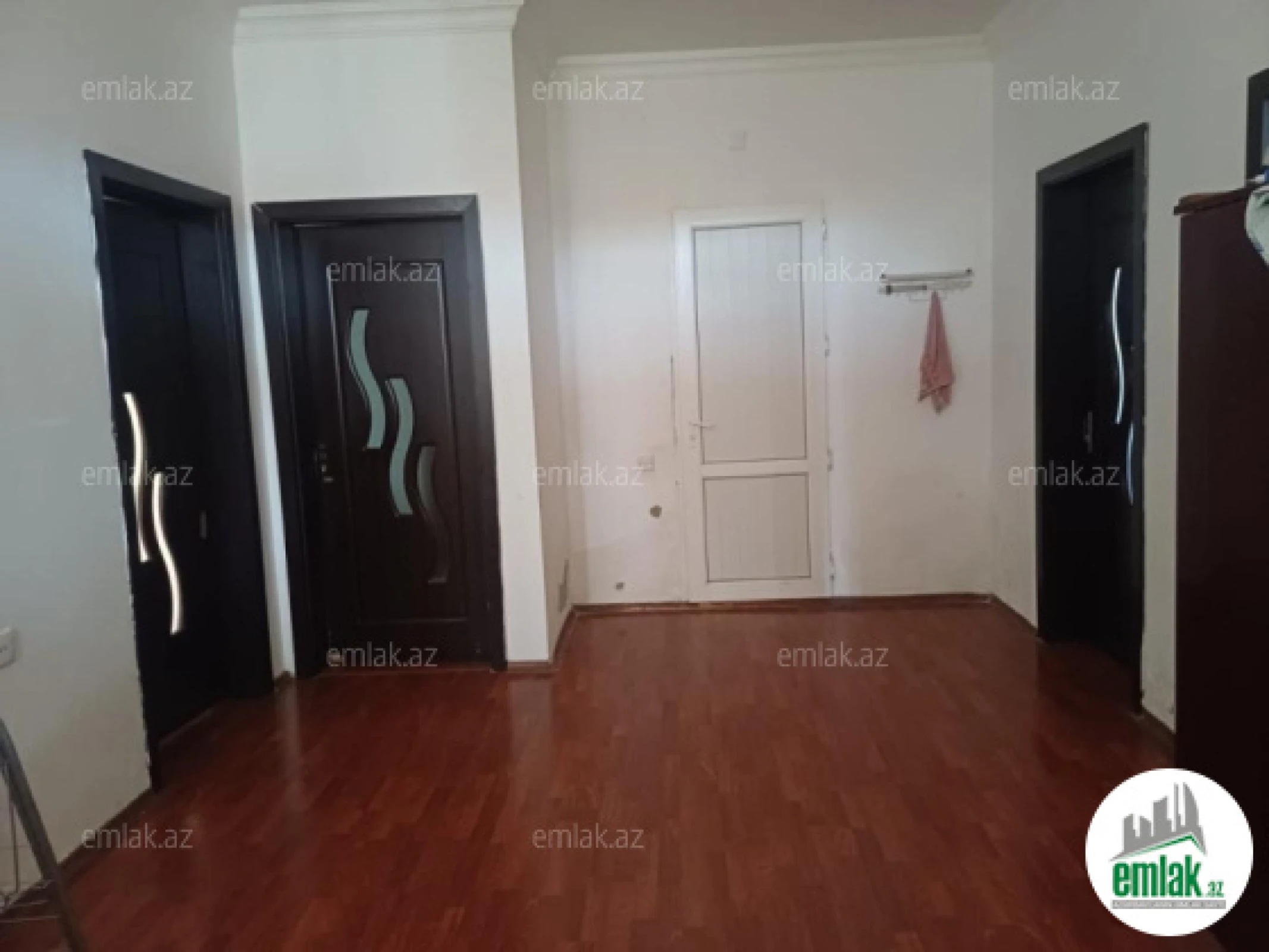 Satılır 3 otaqlı həyət evi 100 m²