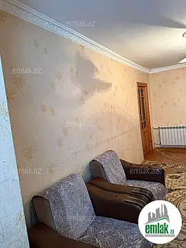 Satılır 2 otaqlı köhnə tikili 55 m²