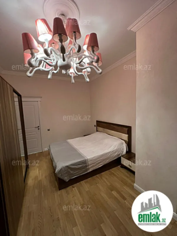 Satılır 4 otaqlı yeni tikili 175 m²