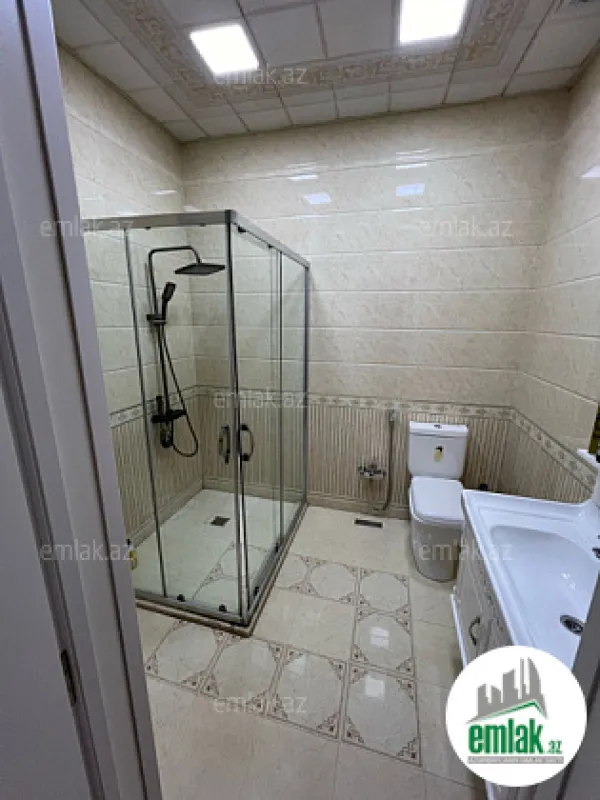 Satılır 4 otaqlı yeni tikili 175 m²