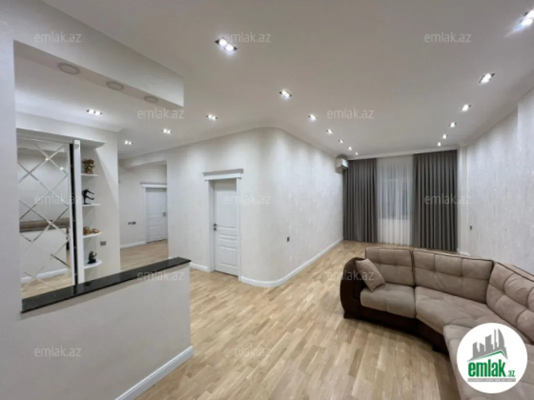 Satılır 4 otaqlı yeni tikili 175 m²