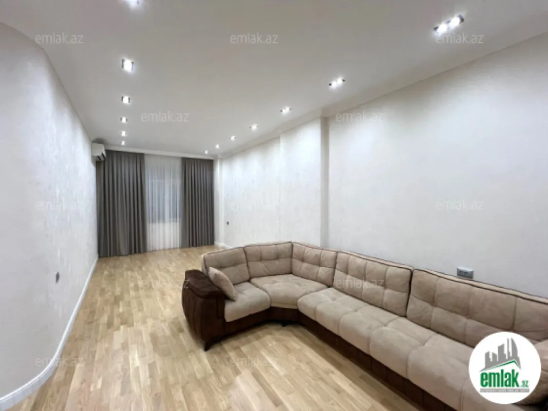 Satılır 4 otaqlı yeni tikili 175 m²