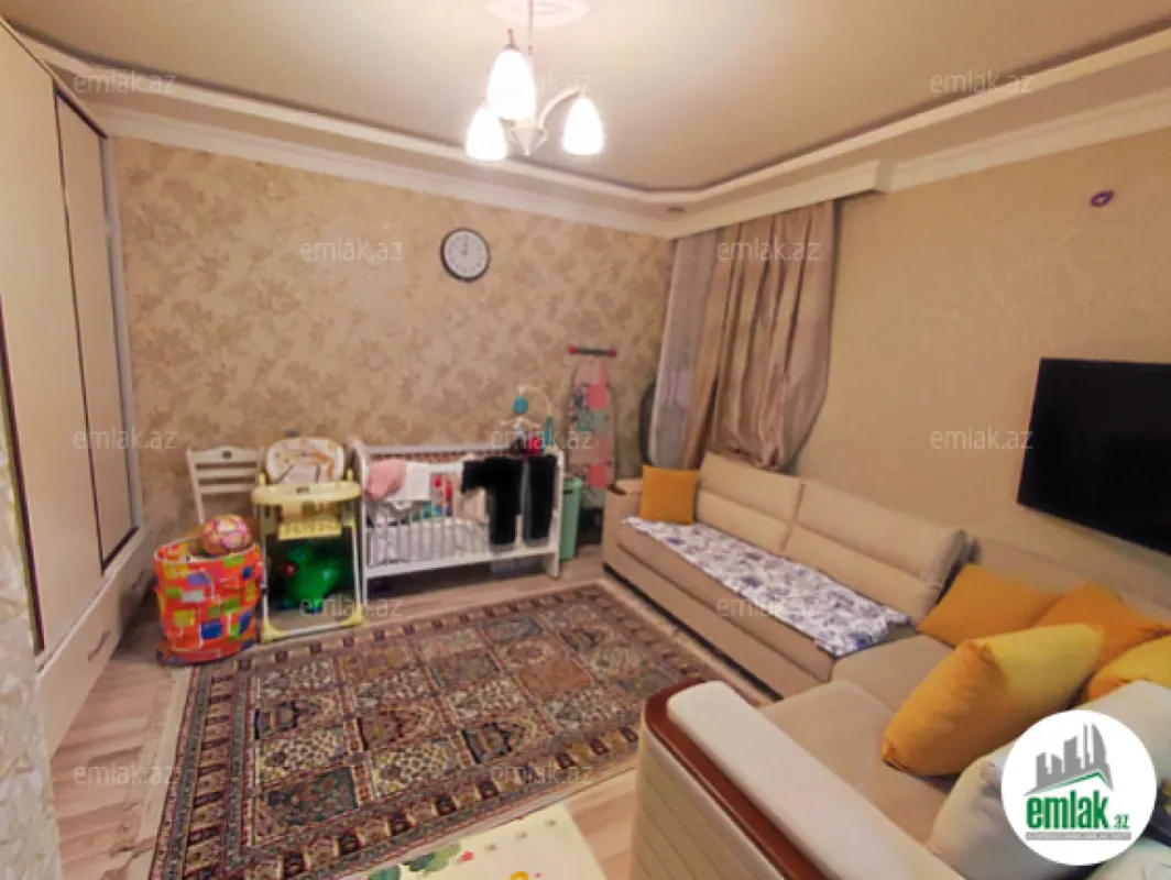Satılır 1 otaqlı köhnə tikili 24 m²